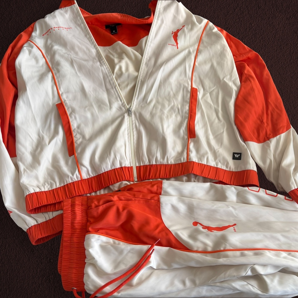WNBA Women’s Basketball 2 Piece Track Suit Jacket & Pants Orange White Size